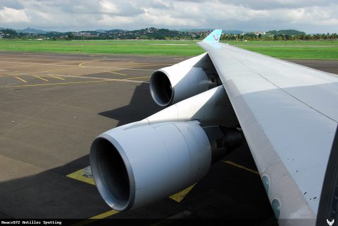 F-HSUN · Boeing 747-400, Martinique – Aimé Césaire