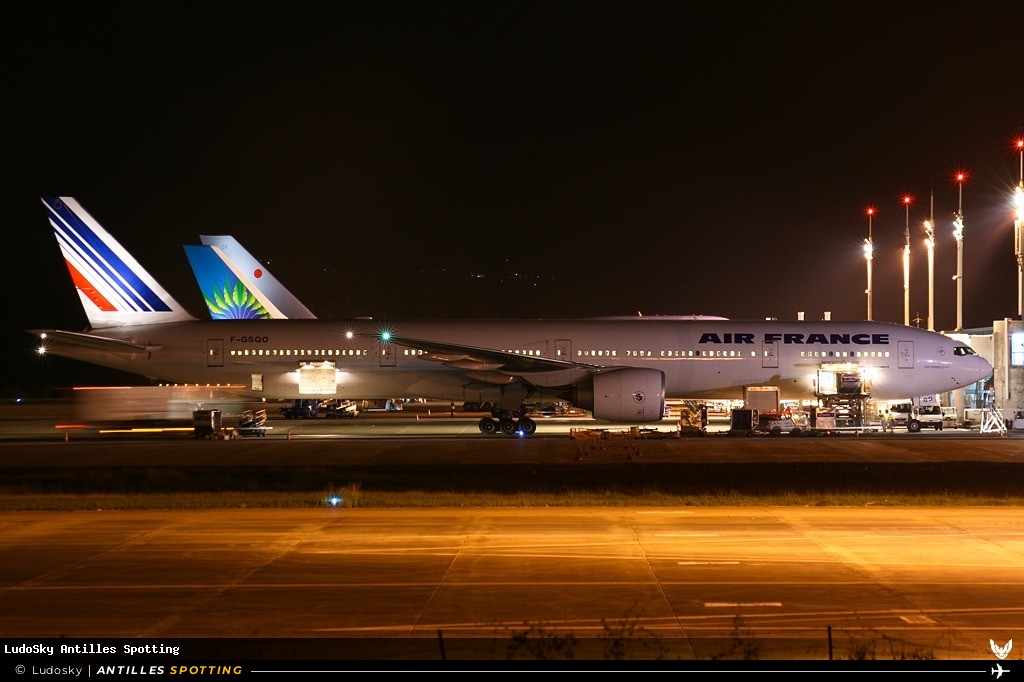 F-GSQO · Boeing 777-300ER, Air France, Pointe-à-Pitre – Maryse Condé