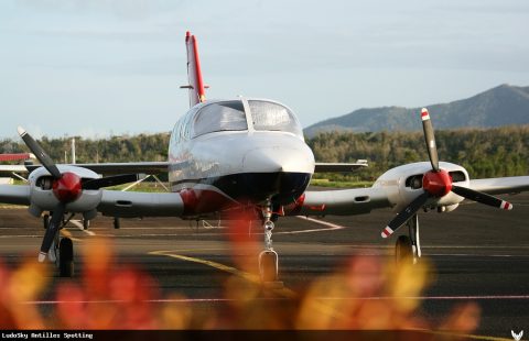 F-OIXB · Cessna 402, Martinique – Aimé Césaire