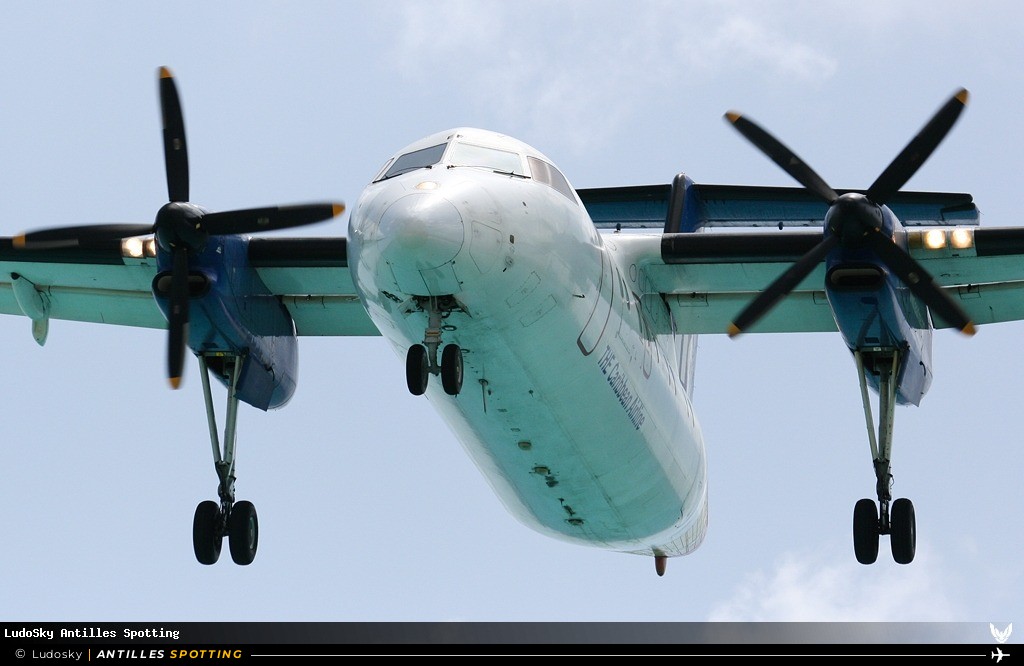 V2-LDU · De Havilland Canada Dash 8-100, LIAT, Pointe-à-Pitre – Maryse Condé