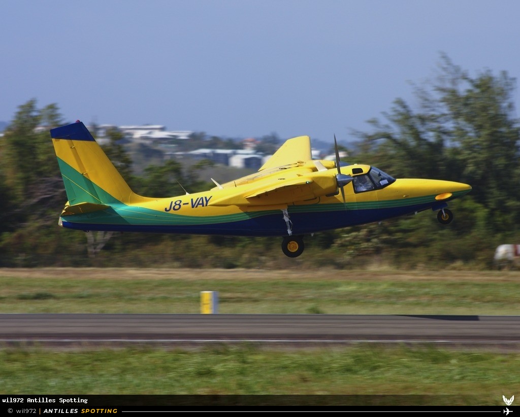 J8-VAY · Aero Commander 500U, SVG Air, Martinique – Aimé Césaire