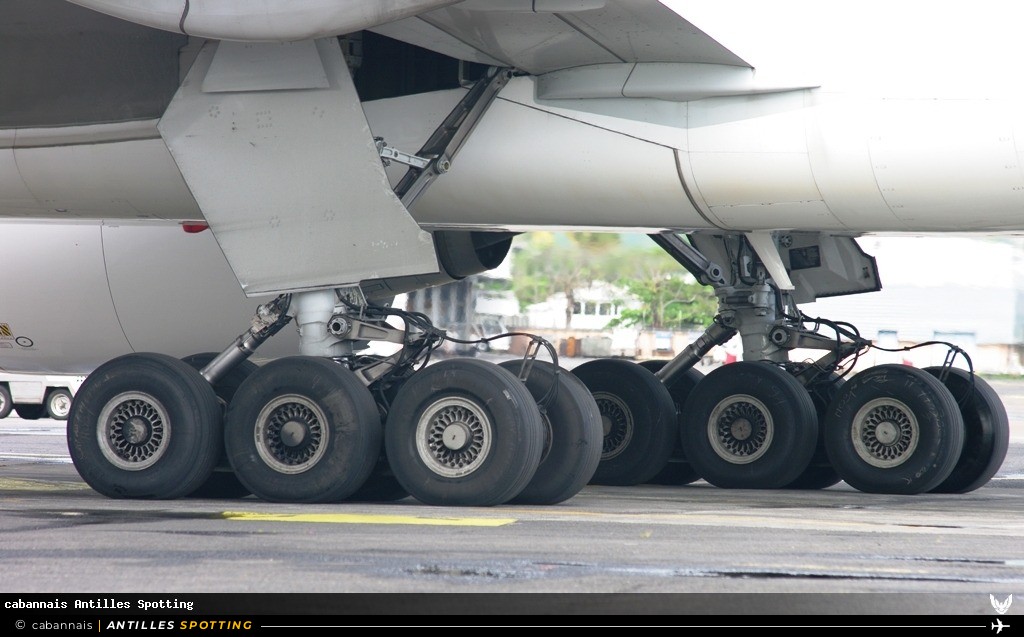 F-GSQT · Boeing 777-300ER, Air France, Martinique – Aimé Césaire