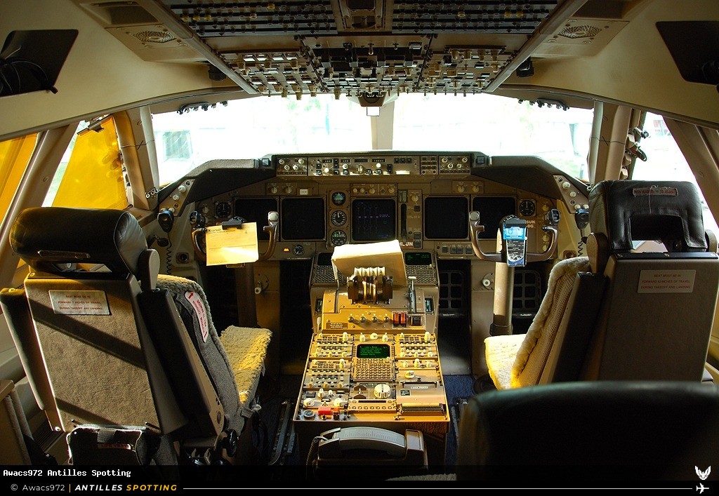 F-HSUN · Boeing 747-400, Corsairfly, Martinique – Aimé Césaire