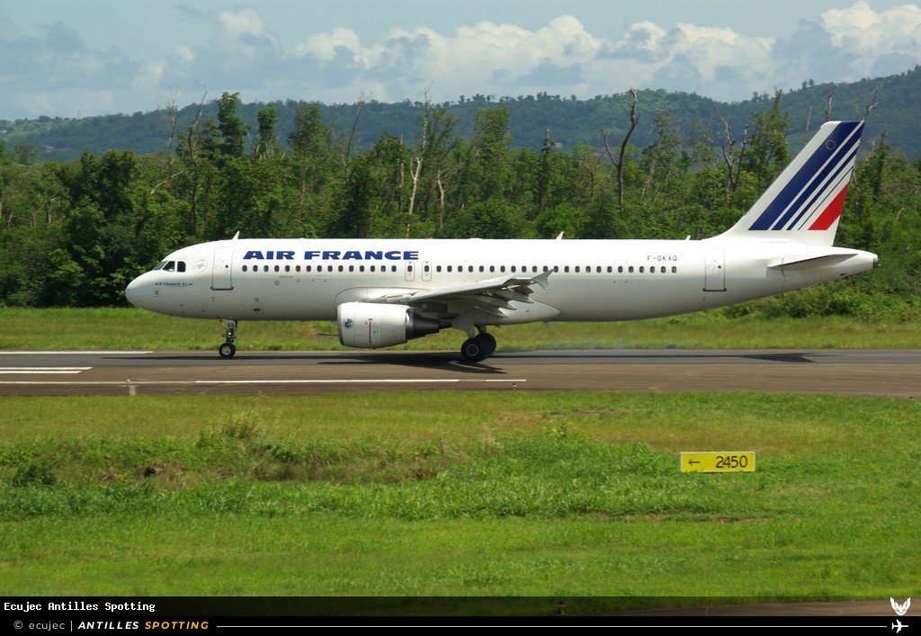 F-GKXQ · Airbus A320, Air France, Martinique – Aimé Césaire