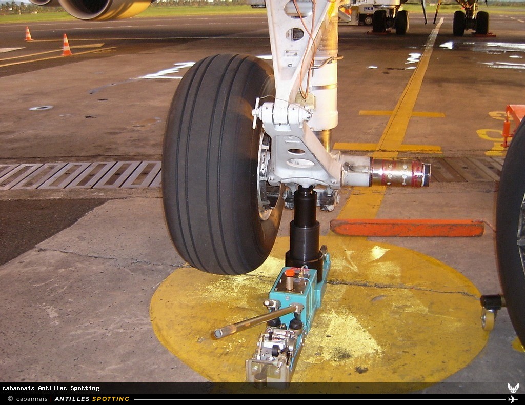 F-HJAC · Boeing 747-200, Corsair, Martinique – Aimé Césaire