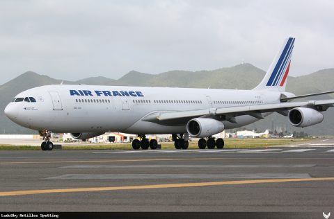 F-GLZP · Airbus A340-300, Sint Maarten – Princess Juliana