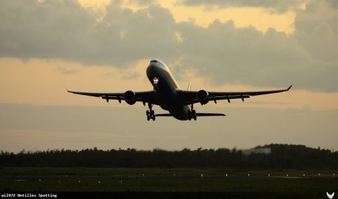 F-OONE · Airbus A330-300, Martinique – Aimé Césaire