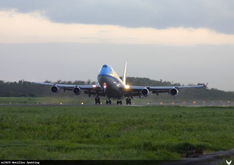 F-GTUI · Boeing 747-400, Martinique – Aimé Césaire
