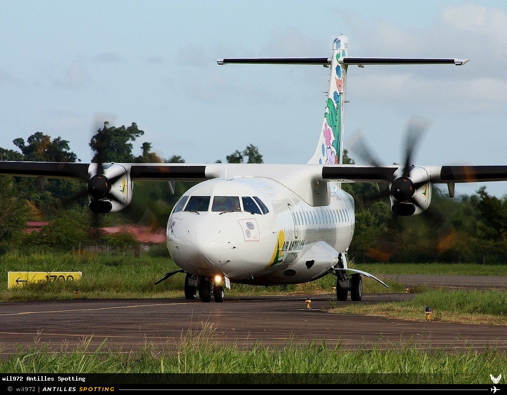 F-OIXD · ATR 42-500, Air Antilles Express, Martinique – Aimé Césaire