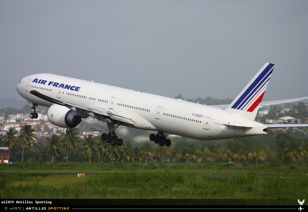 F-GSQT · Boeing 777-300ER, Air France, Martinique – Aimé Césaire