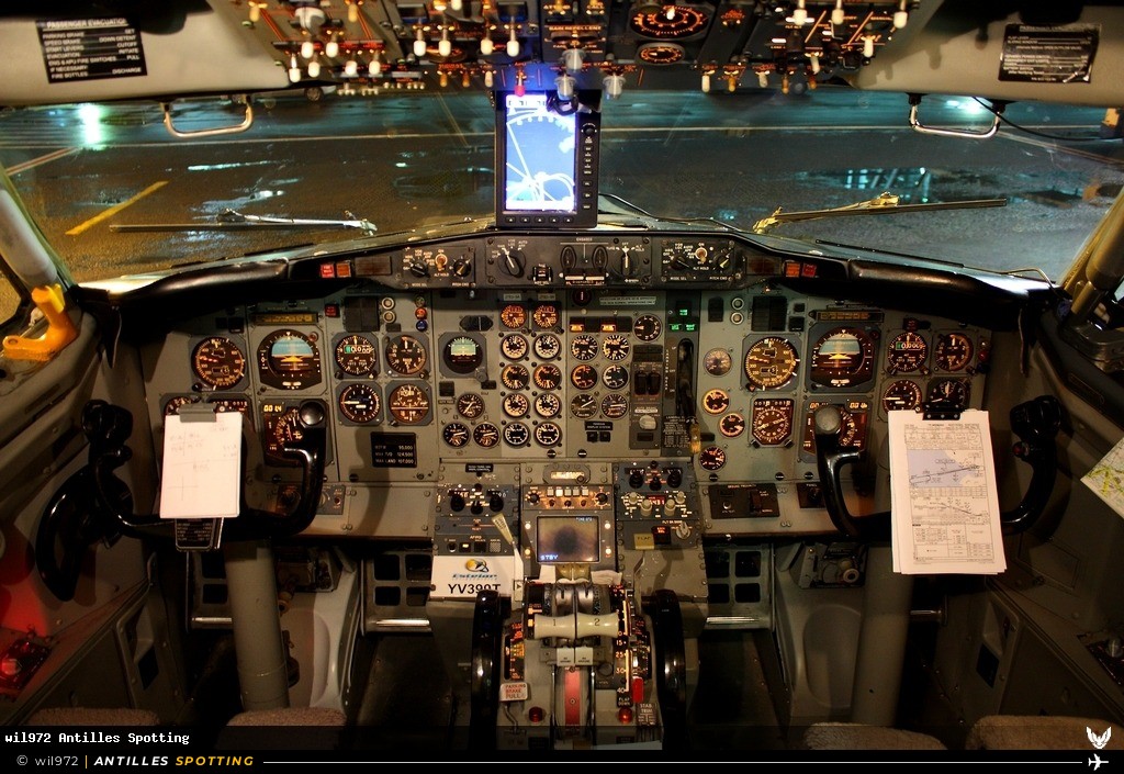 YV399T · Boeing 737-200, Estelar, Martinique – Aimé Césaire