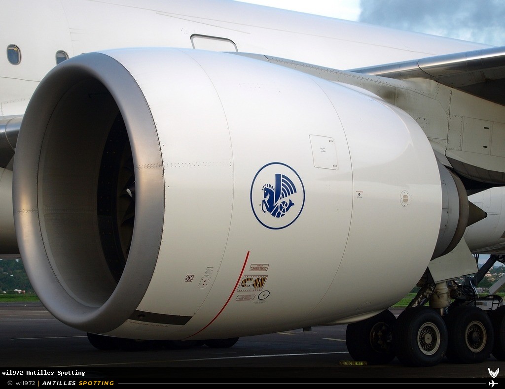 F-GSQN · Boeing 777-300ER, Air France, Martinique – Aimé Césaire