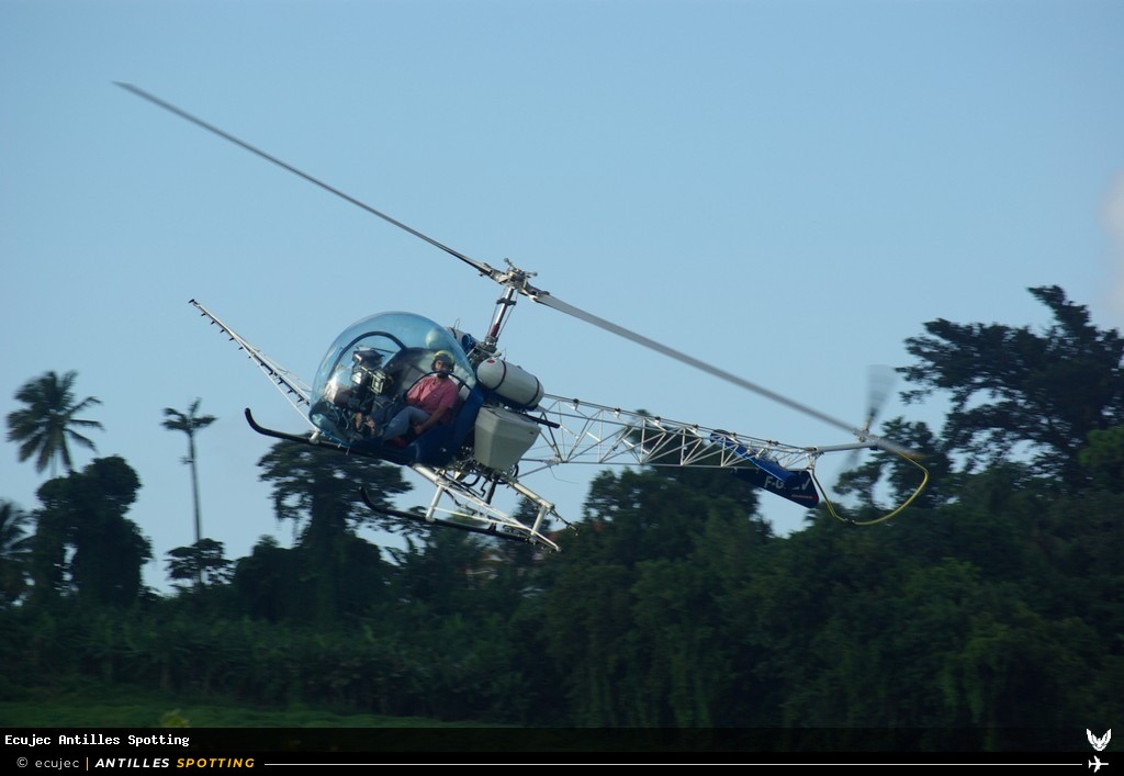 F-GIZV · Bell 47, Air Antilles Associés, Martinique – Aimé Césaire