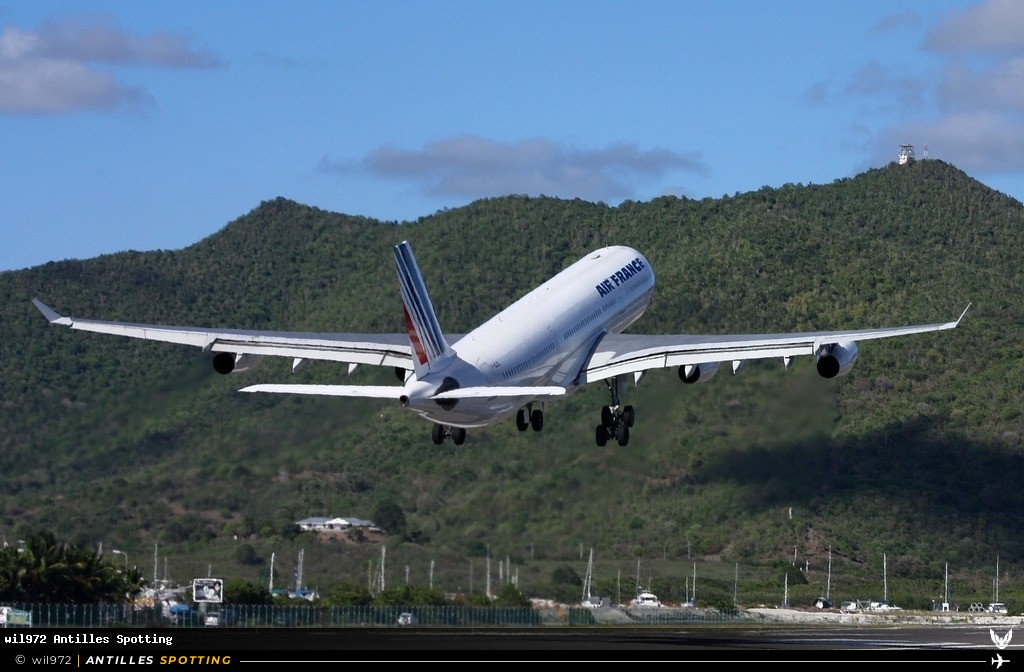 F-GLZL · Airbus A340-300, Air France, Sint Maarten – Princess Juliana