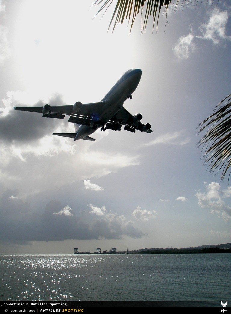 F-HLOV · Boeing 747-400, Corsairfly, Martinique – Aimé Césaire