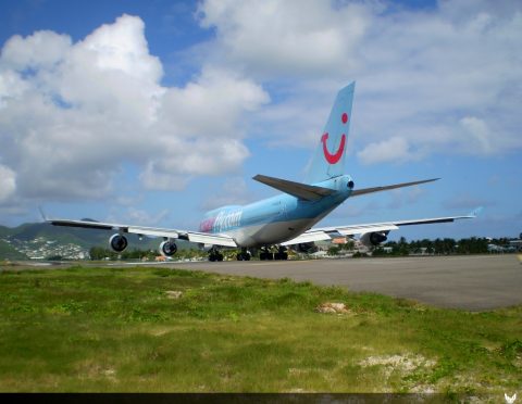 F-HSUN · Boeing 747-400, Sint Maarten – Princess Juliana