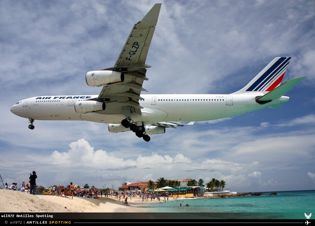 F-GLZP · Airbus A340-300, Air France, Sint Maarten – Princess Juliana