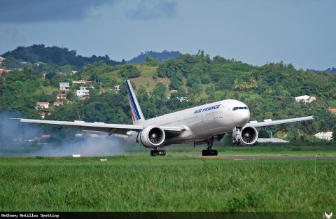 F-GSQO · Boeing 777-300ER, Martinique – Aimé Césaire