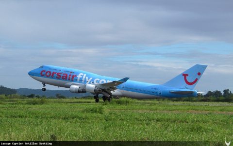 F-HKIS · Boeing 747-400, Martinique – Aimé Césaire