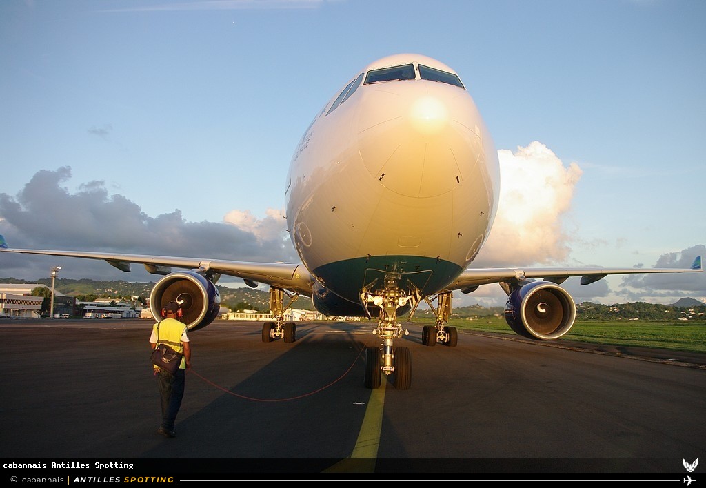 F-OONE · Airbus A330-300, Air Caraïbes, Martinique – Aimé Césaire