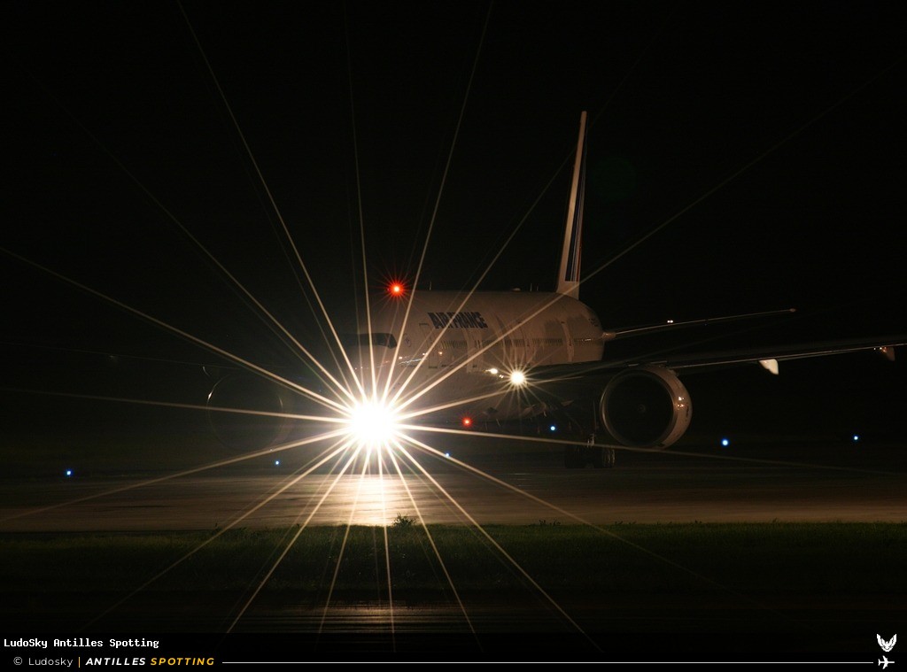 F-GSQS · Boeing 777-300ER, Air France, Pointe-à-Pitre – Maryse Condé