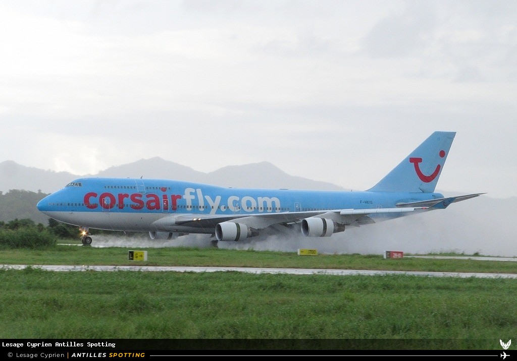 F-HKIS · Boeing 747-400, Corsairfly, Martinique – Aimé Césaire