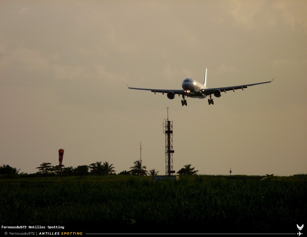 F-OONE · Airbus A330-300, Air Caraïbes, Martinique – Aimé Césaire
