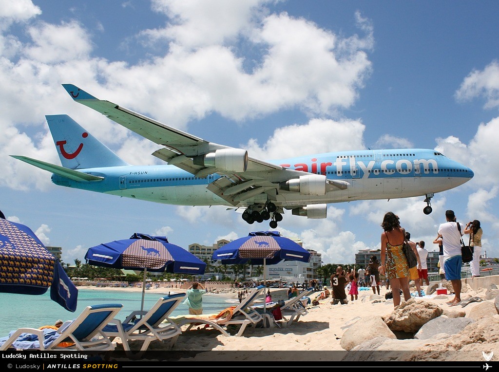 F-HSUN · Boeing 747-400, Corsairfly, Sint Maarten – Princess Juliana