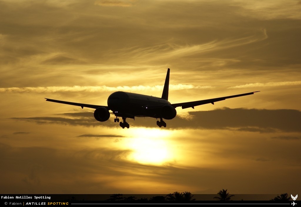 F-GSQO · Boeing 777-300ER, Air France, Martinique – Aimé Césaire