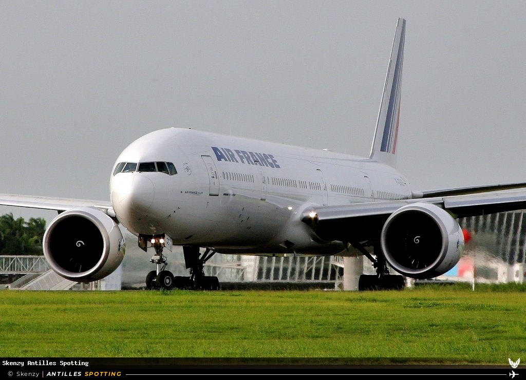 F-GSQS · Boeing 777-300ER, Air France, Pointe-à-Pitre – Maryse Condé