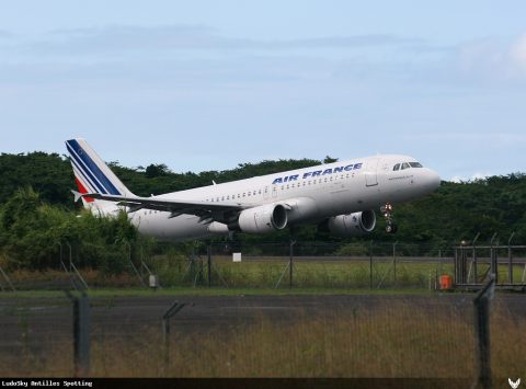 F-GKXQ · Airbus A320, Pointe-à-Pitre – Maryse Condé
