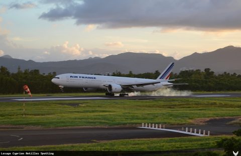F-GSQT · Boeing 777-300ER, Martinique – Aimé Césaire