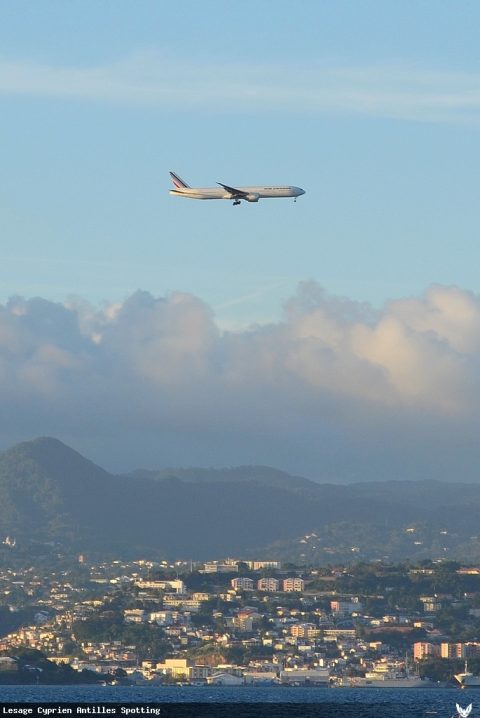 F-GSQO · Boeing 777-300ER, Martinique – Aimé Césaire