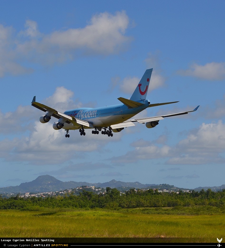 F-HSUN · Boeing 747-400, Corsairfly, Martinique – Aimé Césaire