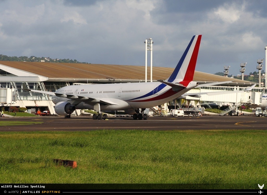F-ZWUG · Airbus A330-200, République Française, Martinique – Aimé Césaire