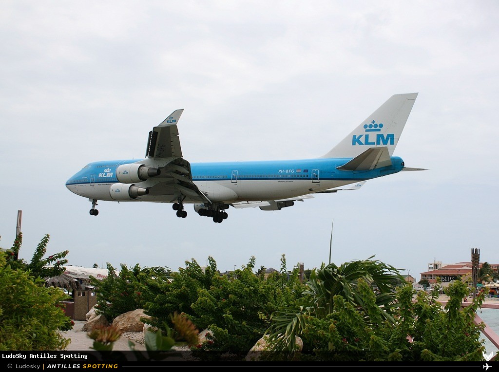 PH-BFG · Boeing 747-400, KLM, Sint Maarten – Princess Juliana