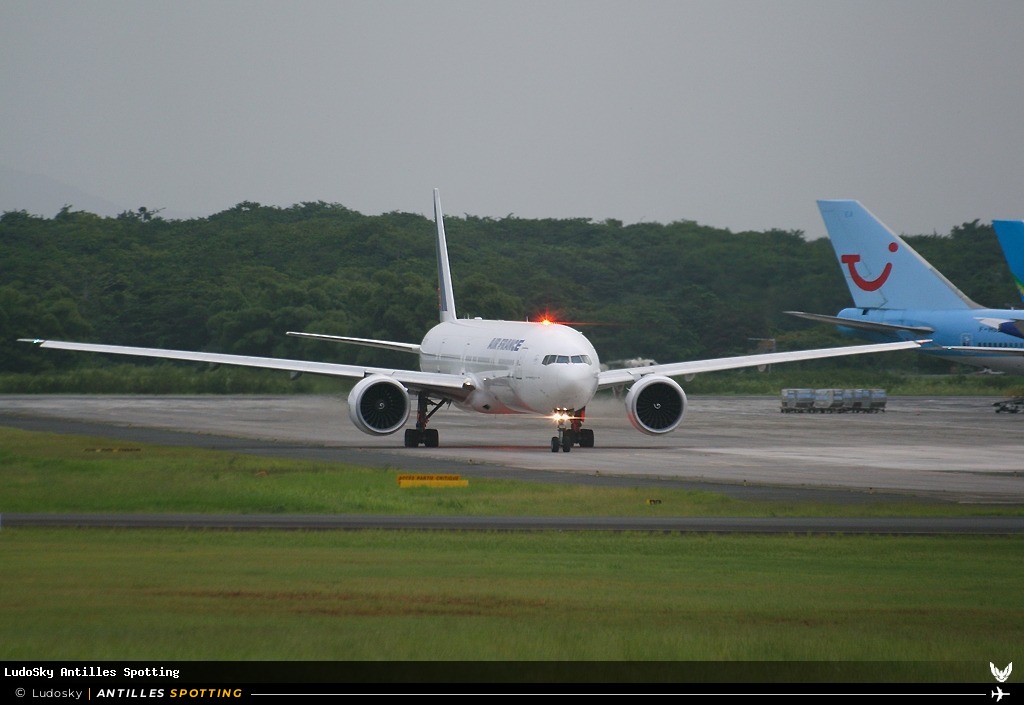 F-GSQT · Boeing 777-300ER, Air France, Pointe-à-Pitre – Maryse Condé