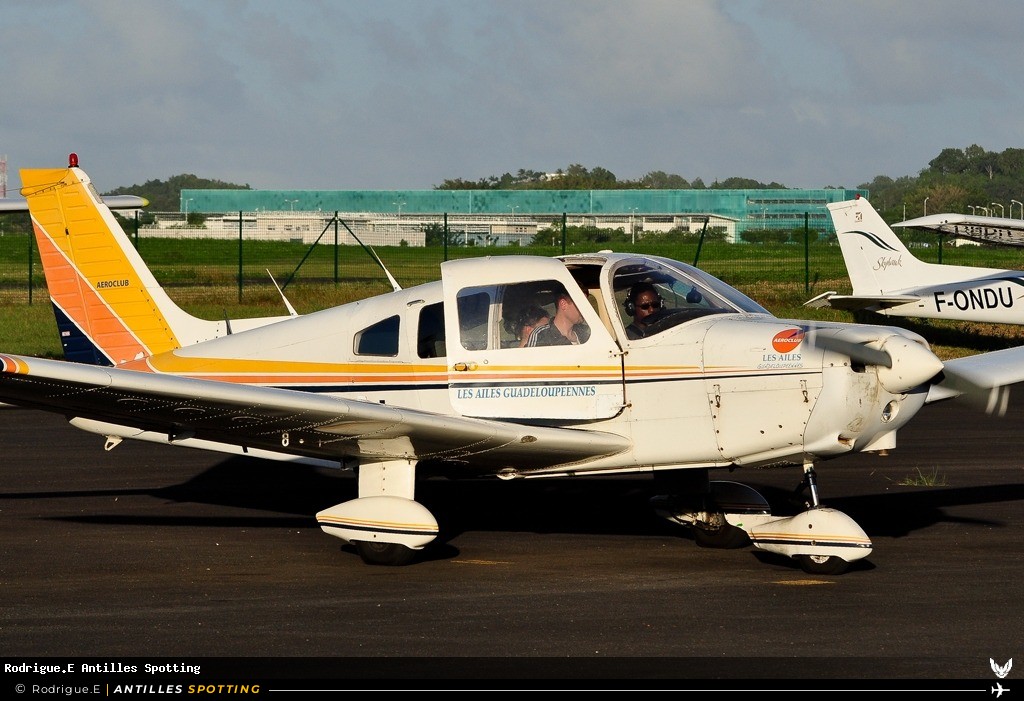 F-OGPJ · Piper PA-28 Cherokee / Warrior / Archer, Aéroclub Les Ailes Guadeloupéennes, Pointe-à-Pitre – Maryse Condé