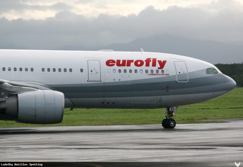 EI-EZL · Airbus A330-200 (2011)