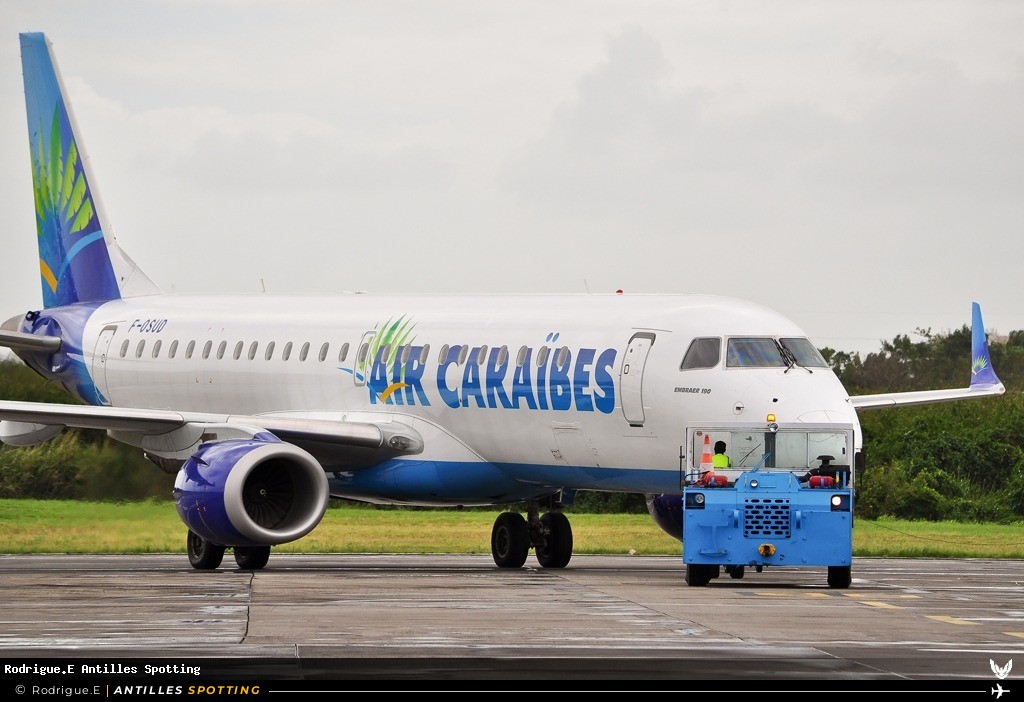 F-OSUD · Embraer E190, Air Caraïbes, Pointe-à-Pitre – Maryse Condé