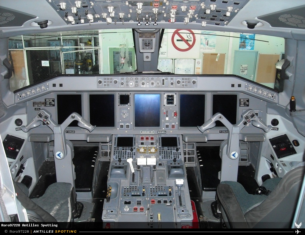 F-OSUD · Embraer E190, Air Caraïbes, Martinique – Aimé Césaire