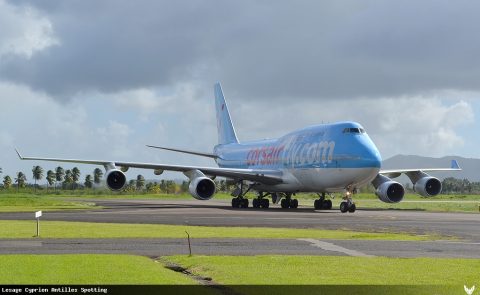 F-HKIS · Boeing 747-400, Martinique – Aimé Césaire