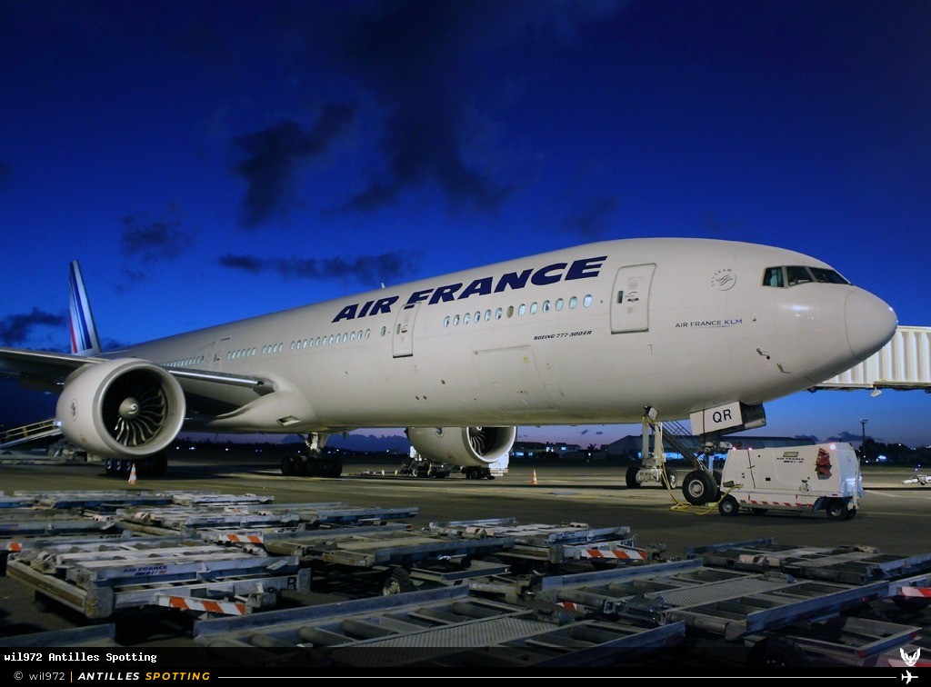F-GSQR · Boeing 777-300ER, Air France, Martinique – Aimé Césaire