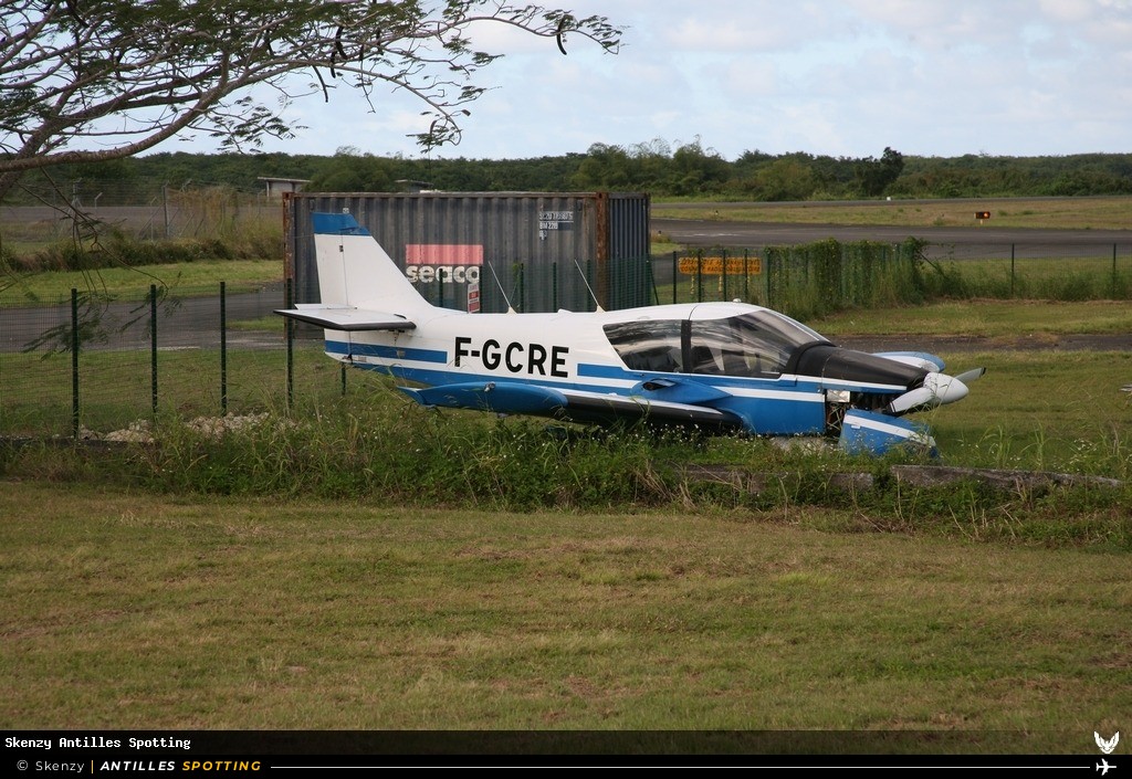 F-GCRE · Robin R1180TD Aiglon, Privé, Pointe-à-Pitre – Maryse Condé
