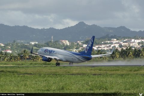 C-FTCZ · Boeing 737-800, Martinique – Aimé Césaire