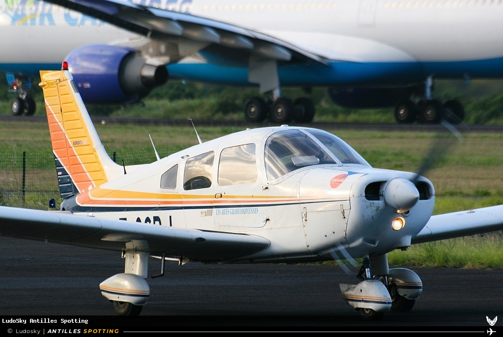 F-OGPJ · Piper PA-28 Cherokee / Warrior / Archer, Aéroclub Les Ailes Guadeloupéennes, Pointe-à-Pitre – Maryse Condé