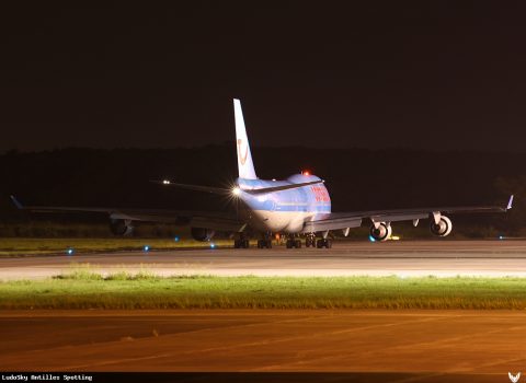 F-GTUI · Boeing 747-400, Pointe-à-Pitre – Maryse Condé