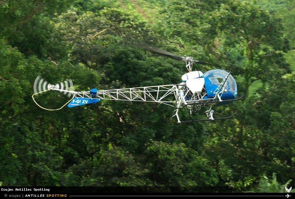 F-GIZV · Bell 47, Air Antilles Associés, Martinique – Aimé Césaire