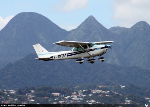 F-OITM · Cessna 172 Skyhawk (2011)