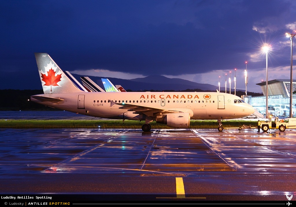 C-GITR · Airbus A319, Air Canada, Pointe-à-Pitre – Maryse Condé